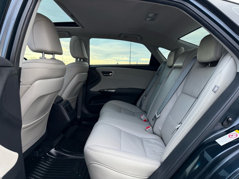 Toyota Avalon XLE 2016