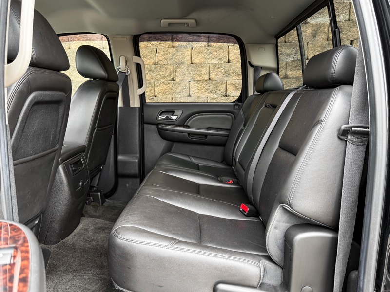 GMC Sierra 3500HD Denali Crew Cab SRW 4WD 2013