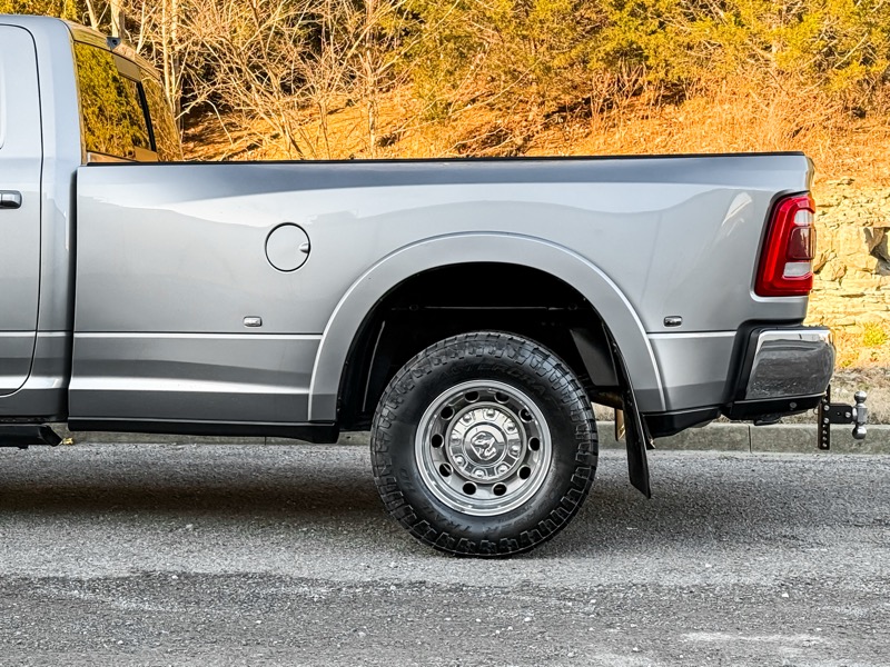 RAM 3500 Laramie Crew Cab LWB 4WD DRW 2019