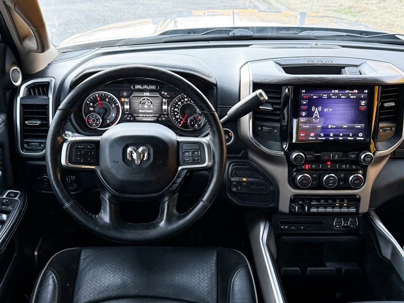 RAM 3500 Laramie Crew Cab LWB 4WD DRW 2019