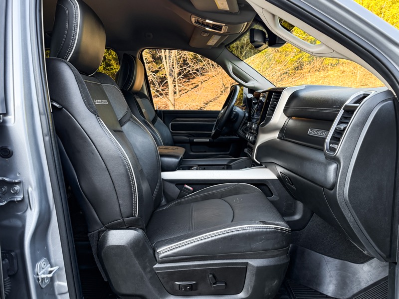 RAM 3500 Laramie Crew Cab LWB 4WD DRW 2019