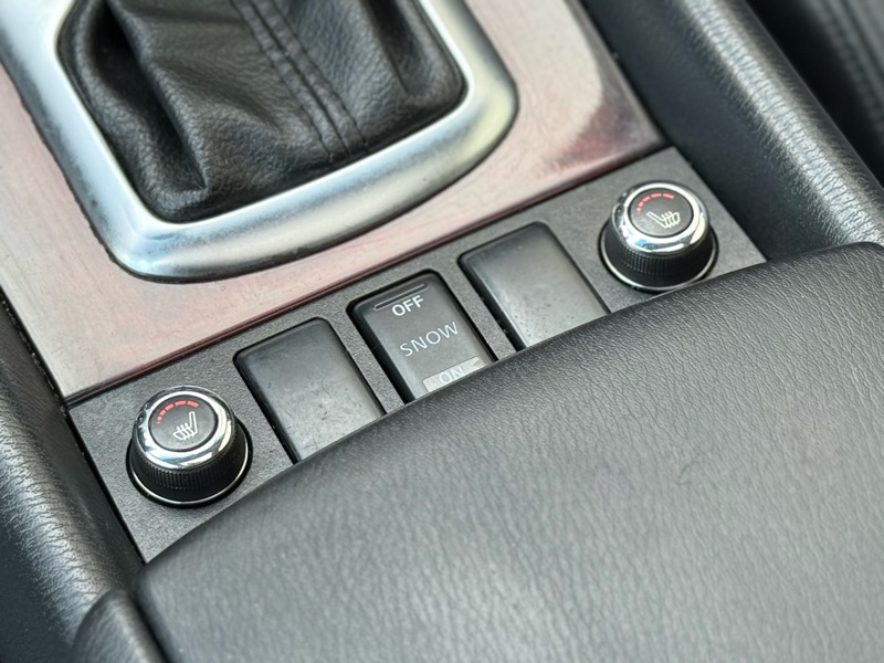 Infiniti QX50 4D SUV RWD 2017