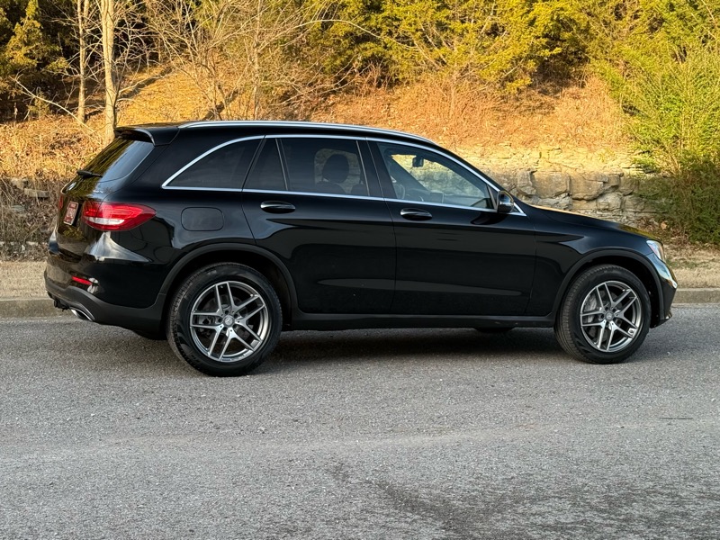 Mercedes-Benz GLC-Class GLC300 4MATIC 2017