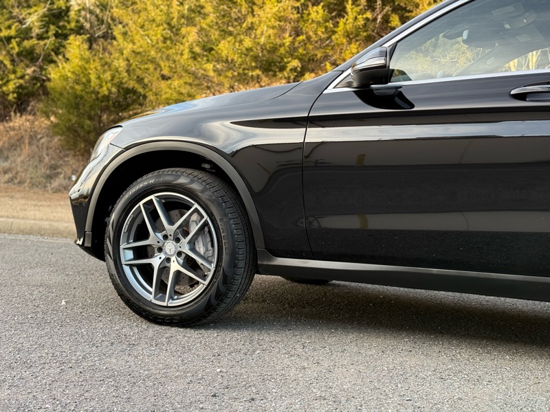 Mercedes-Benz GLC-Class GLC300 4MATIC 2017