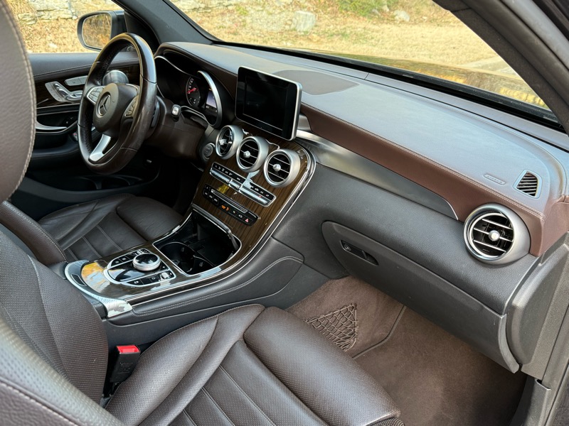 Mercedes-Benz GLC-Class GLC300 4MATIC 2017