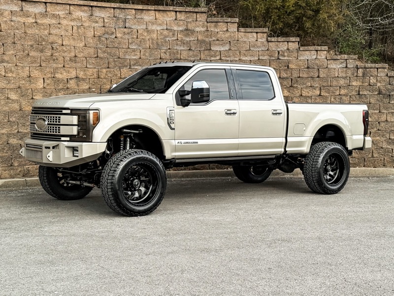 2017 Ford F-250 SD Platinum Crew Cab 4WD