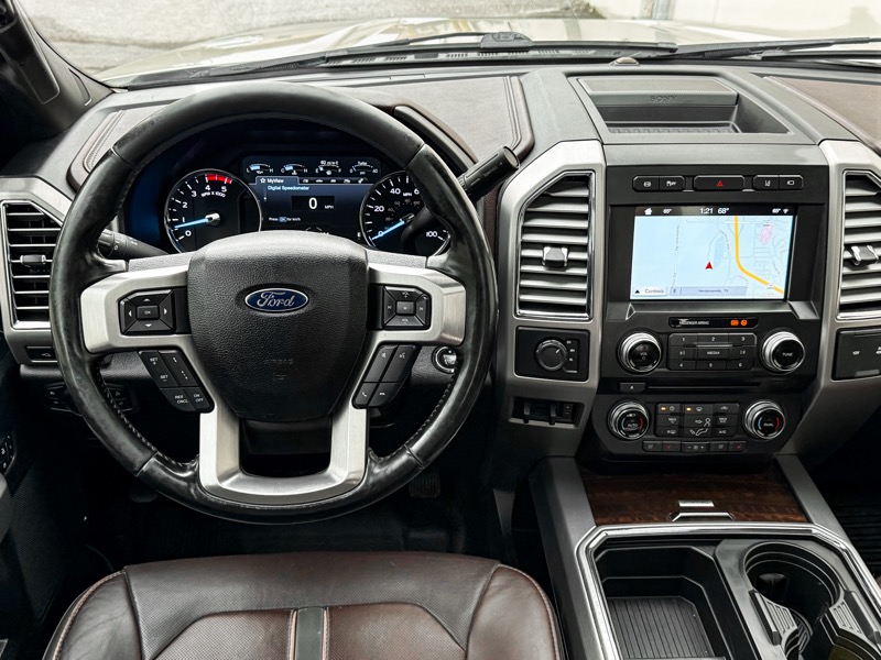 Ford F-250 SD Platinum Crew Cab 4WD 2017