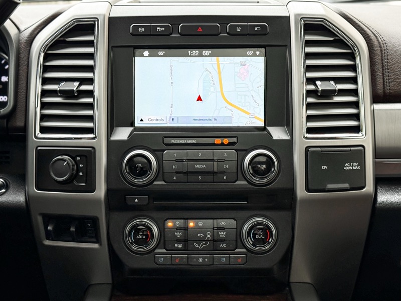 Ford F-250 SD Platinum Crew Cab 4WD 2017