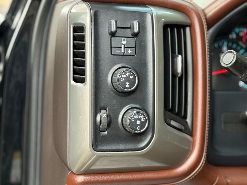 Chevrolet Silverado 1500 High Country Crew Cab 4WD 2016