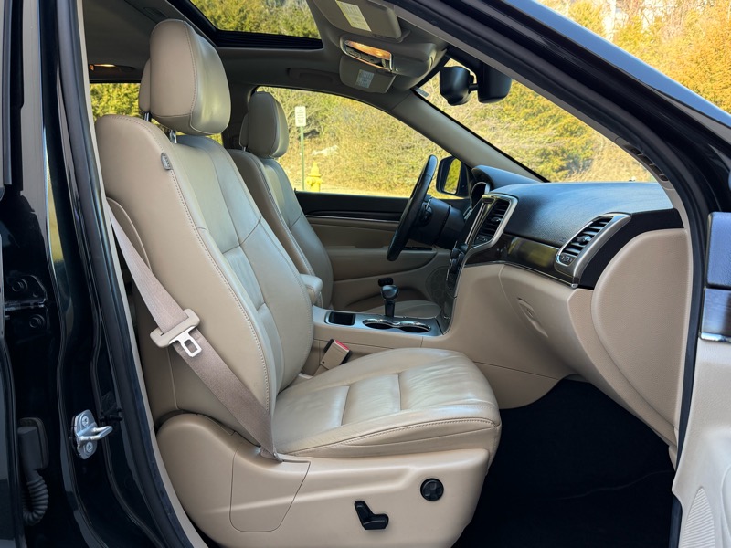 Jeep Grand Cherokee Limited 2WD 2014