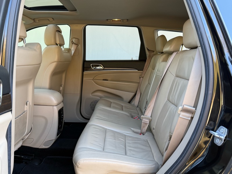 Jeep Grand Cherokee Limited 2WD 2014