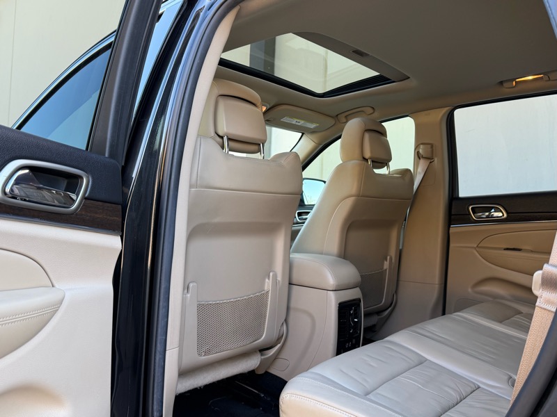 Jeep Grand Cherokee Limited 2WD 2014