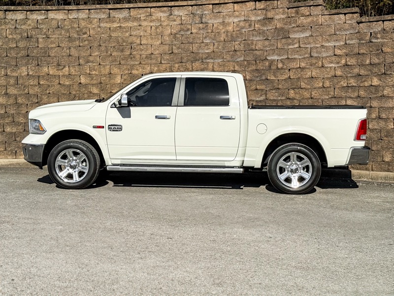 RAM 1500 Laramie Longhorn Crew Cab 4WD 2016