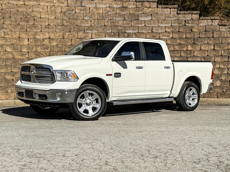 RAM 1500 Laramie Longhorn Crew Cab 4WD 2016