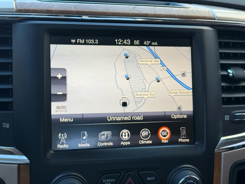 RAM 1500 Laramie Longhorn Crew Cab 4WD 2016