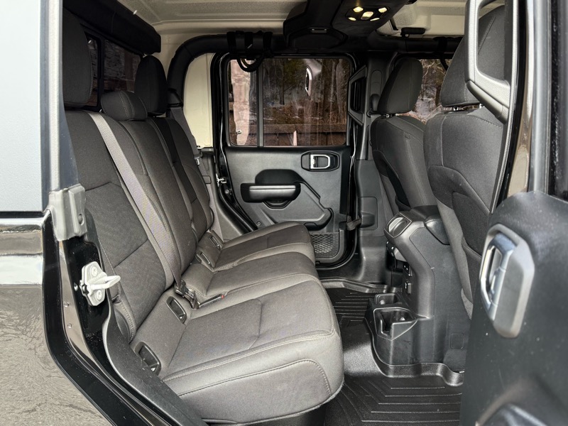 Jeep Gladiator Sport S 4x4 2021