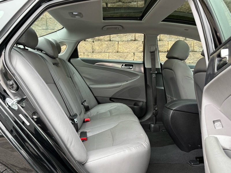 Hyundai Sonata Hybrid Limited 2015