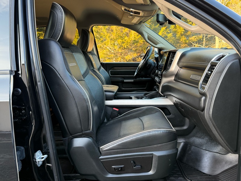 RAM 4500 Laramie Crew C/C 4WD 173.4 2019