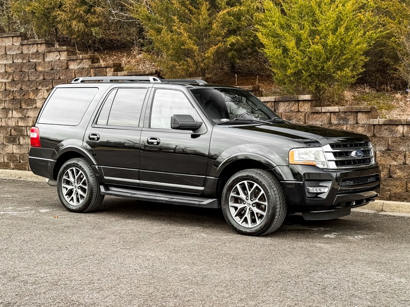 Ford Expedition XLT 4WD 2016