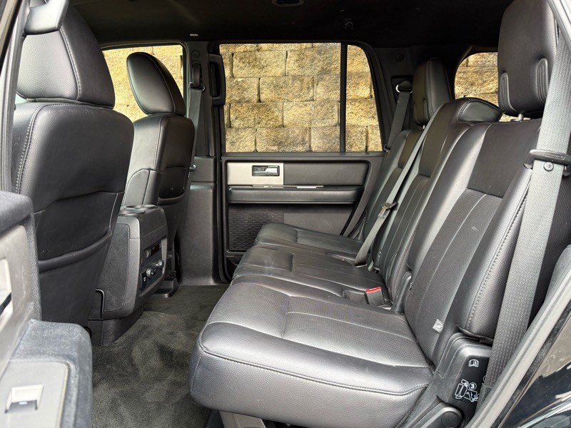 Ford Expedition XLT 4WD 2016