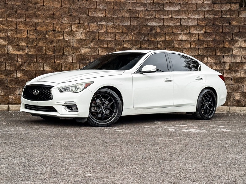 Infiniti Q50 3.0t LUXE AWD 2018