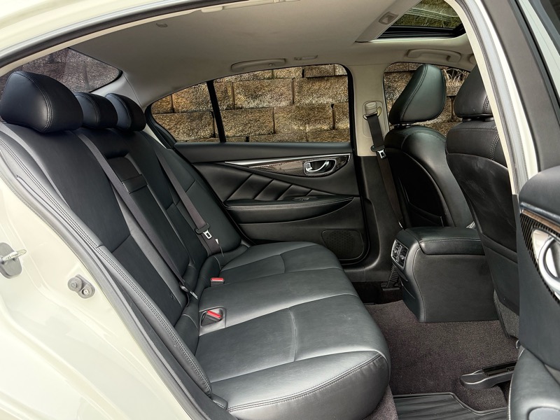 Infiniti Q50 3.0t LUXE AWD 2018