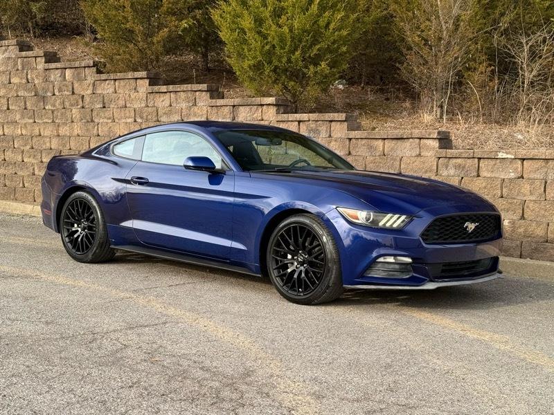 Ford Mustang V6 Coupe 2016