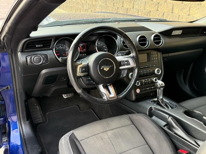 Ford Mustang V6 Coupe 2016