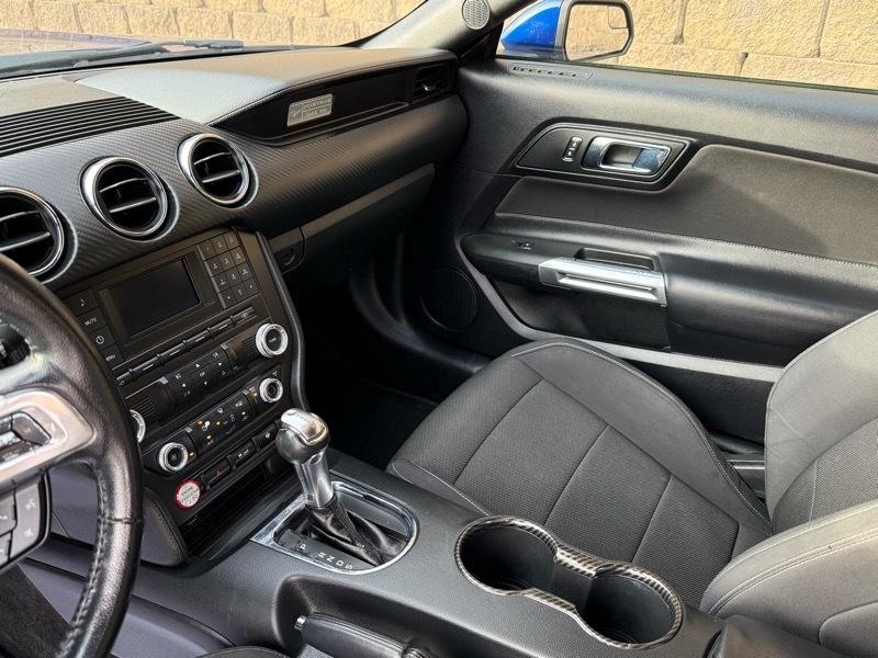 Ford Mustang V6 Coupe 2016