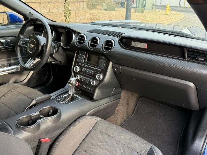 Ford Mustang V6 Coupe 2016