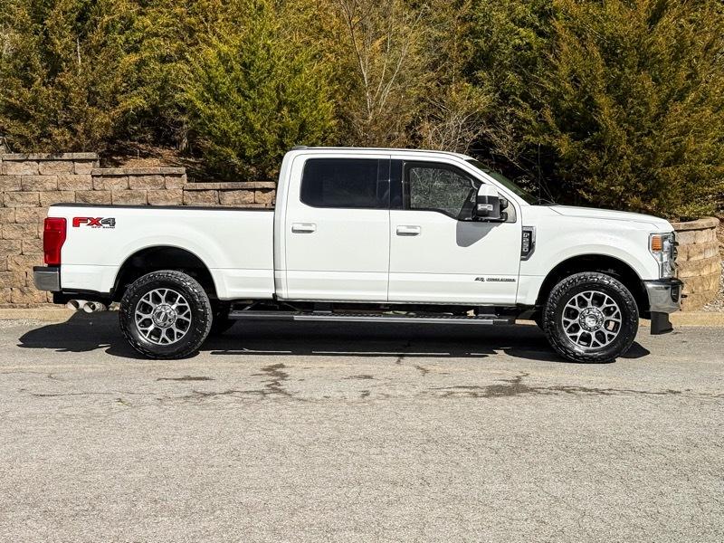 Ford F-250 SD Lariat Crew Cab 4WD 2020