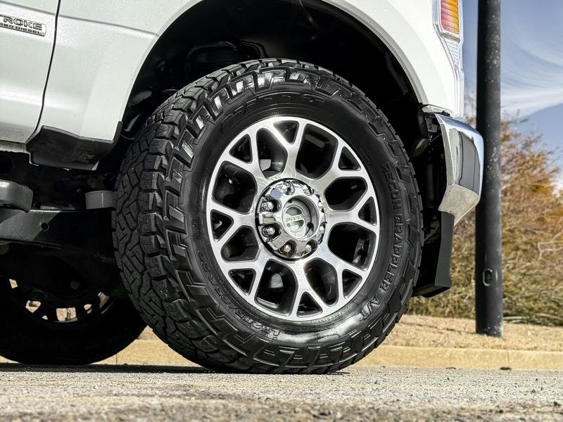 Ford F-250 SD Lariat Crew Cab 4WD 2020