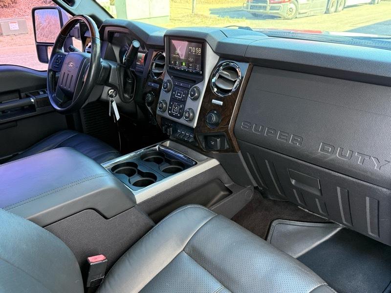 Ford F-250 SD Platinum Crew Cab 4WD 2015