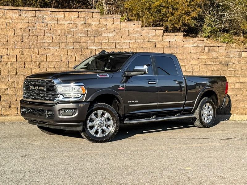 2022 RAM 2500 Limited Crew Cab SWB 4WD