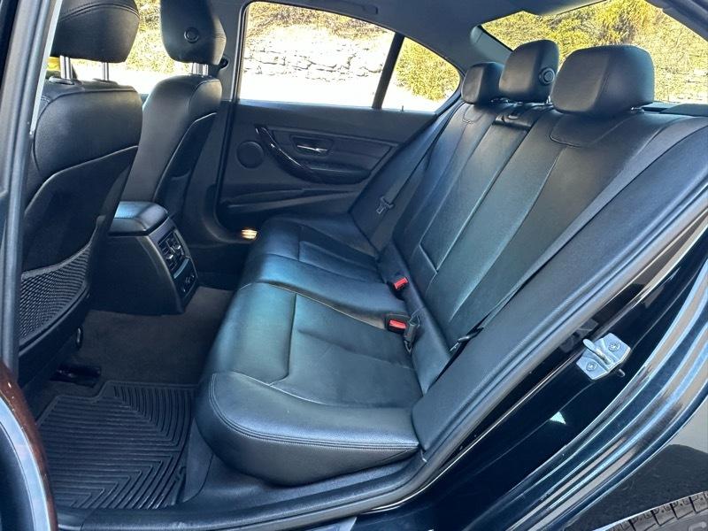 BMW 3-Series 328i xDrive Sedan 2015