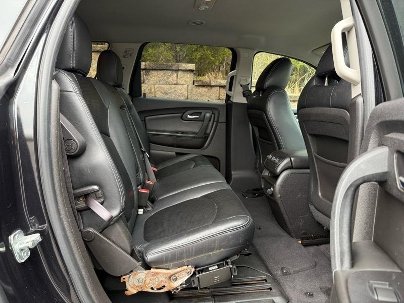 Chevrolet Traverse LT FWD 2012