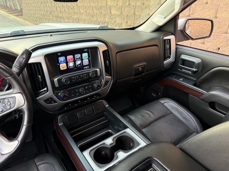 GMC Sierra 1500 SLT Crew Cab 4WD SWB 2018