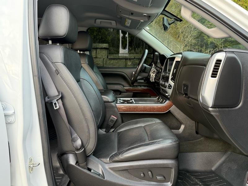 GMC Sierra 1500 SLT Crew Cab 4WD SWB 2018