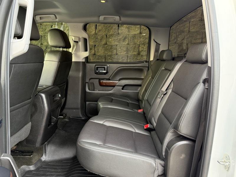 GMC Sierra 1500 SLT Crew Cab 4WD SWB 2018