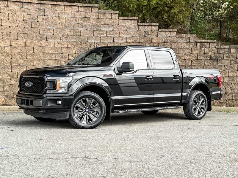 Ford F-150 XLT SuperCrew 4WD 2018