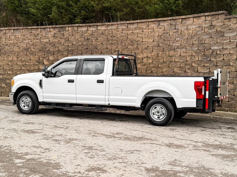 Ford F-250 SD XL Crew Cab 2WD 2017