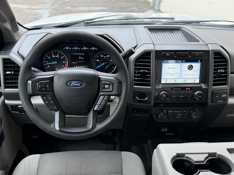 Ford F-250 SD XL Crew Cab 2WD 2017