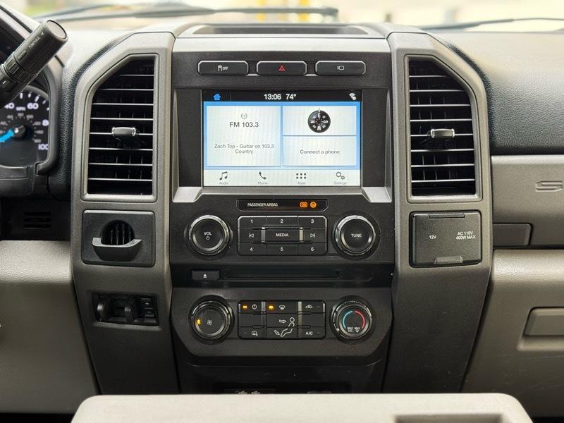 Ford F-250 SD XL Crew Cab 2WD 2017