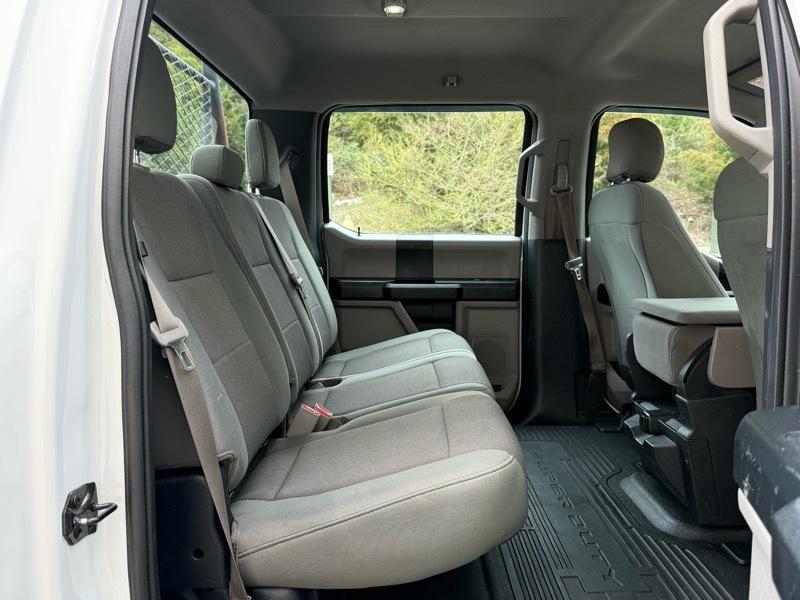 Ford F-250 SD XL Crew Cab 2WD 2017