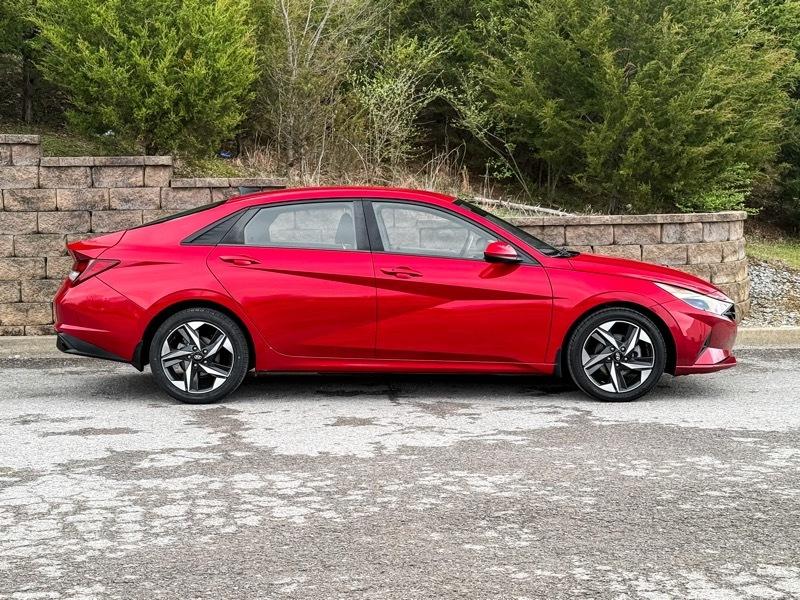 Hyundai Elantra SEL 2023