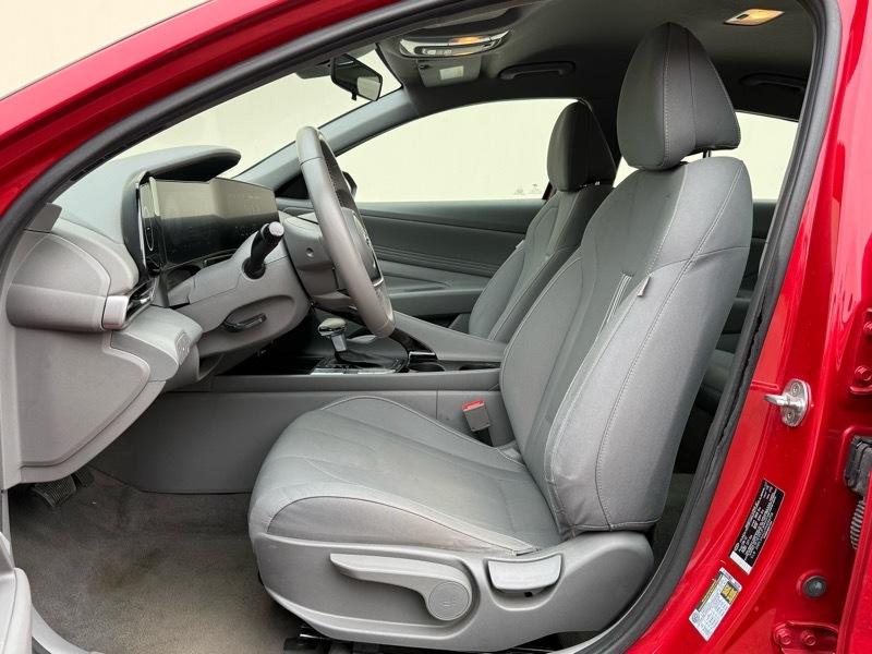 Hyundai Elantra SEL 2023