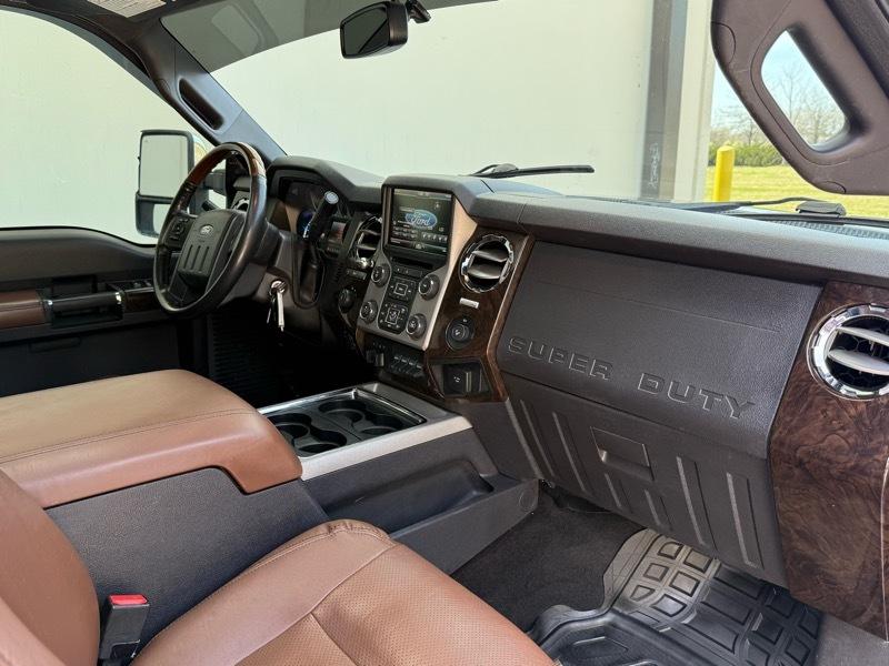 Ford F-250 SD Platinum Crew Cab 4WD 2015