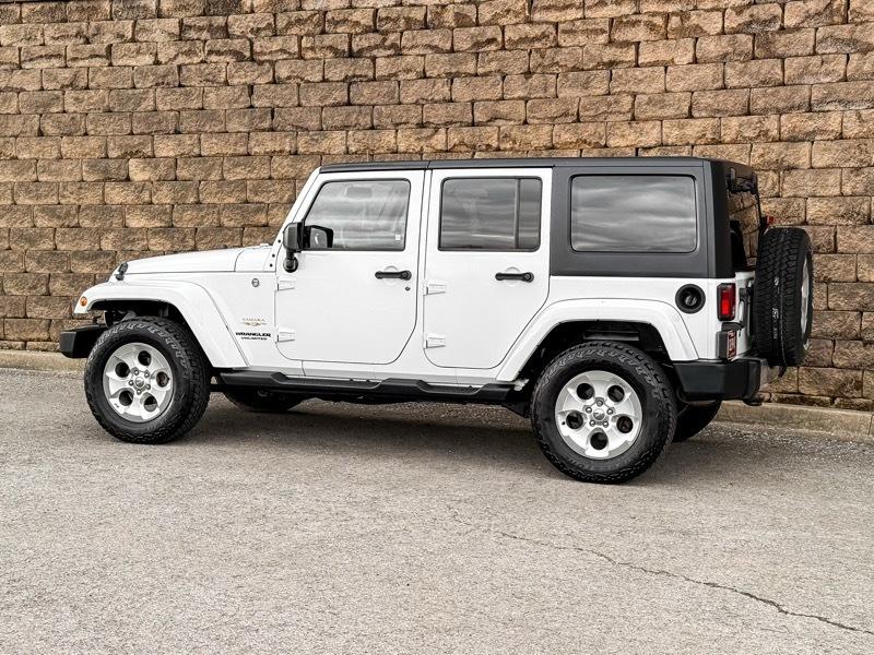 Jeep Wrangler Unlimited Sahara 4WD 2014