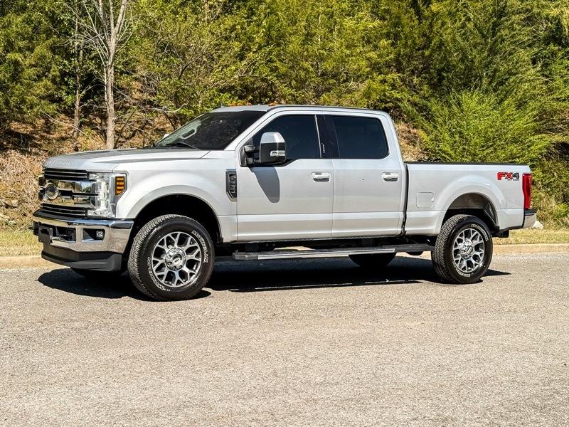 2019 Ford F-250 SD Lariat Crew Cab 4WD
