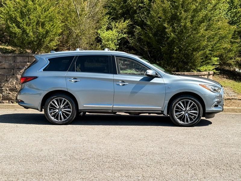 Infiniti QX60 LUXE AWD 2019